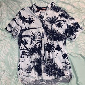 Hawaiian shirt🌊